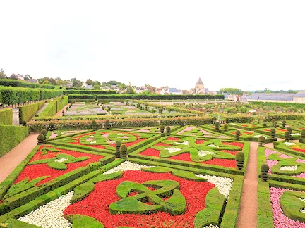 Discover Chateau Villandry: The gardens of Chateau Villandry are renowned for their vastness and intricacy, covering an impressive area of approximately 15 hectares (37 acres). The sheer size of the gardens allows visitors to wander and explore for hours. This was one of our top 3 chateau to visit in the Loire Valley. Visit our site to learn more about the Chateau and get the information you need to plan your own visit.