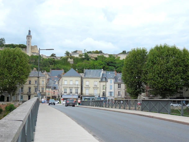 Rue Carnot into Chinon