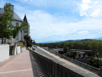 Boulevard des Pyrenees