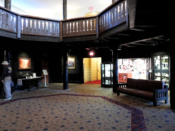 Grand Canyon El Tovar Hotel: Main Lobby