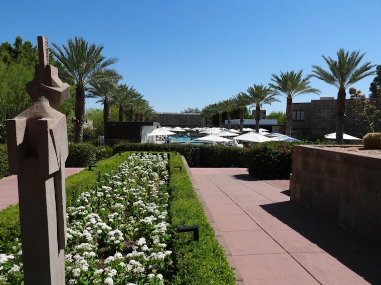 Walkway to Saguaro Pool