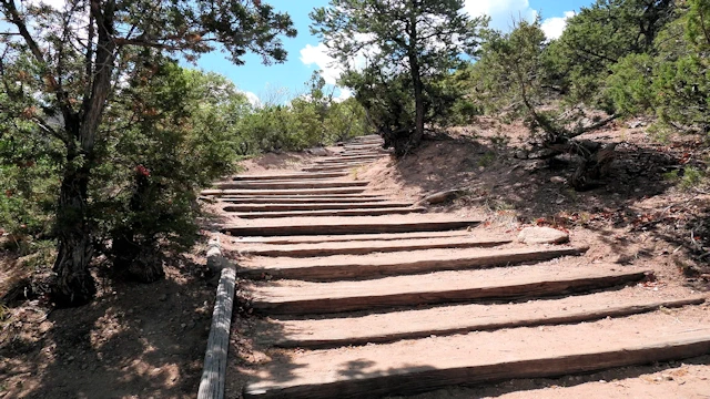 Nambe Falls: Hiking Trail Steps
